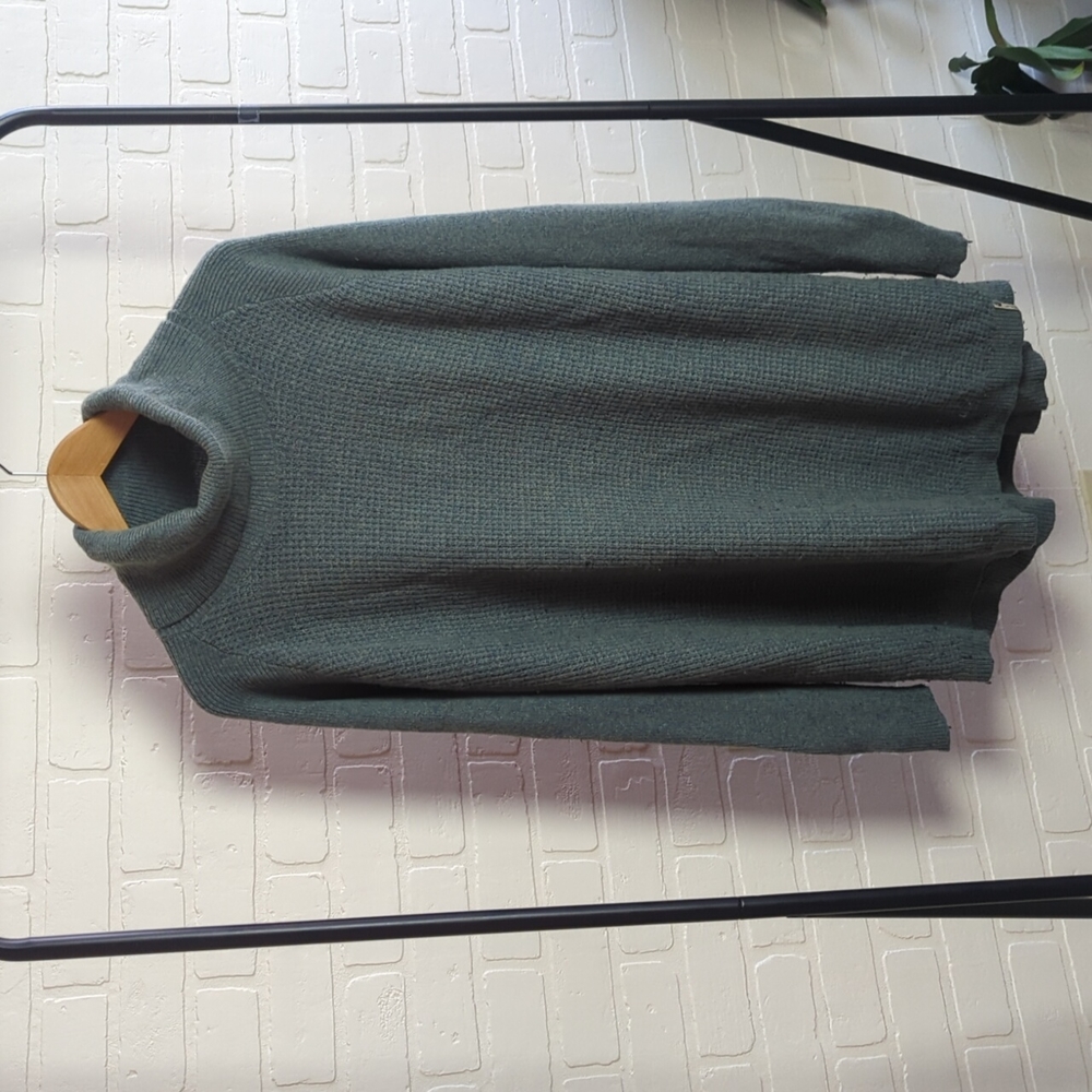 Woolrich Turtleneck Waffle Sweater
